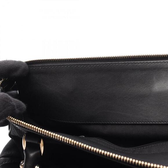 GUCCI Black Leather Shoulder Bag - Picture 6 of 11